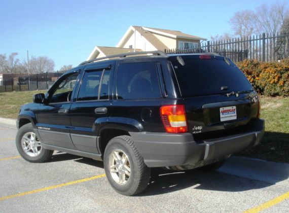 Jeep Grand Cherokee 2002 photo 2