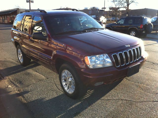 Jeep Grand Cherokee 2002 photo 1