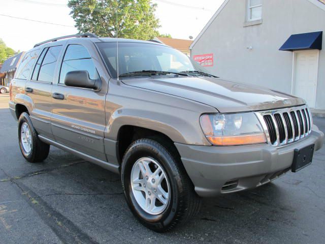 Jeep Grand Cherokee 2002 photo 1