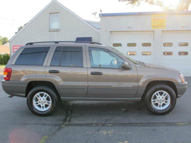 Jeep Grand Cherokee 2002 photo 2