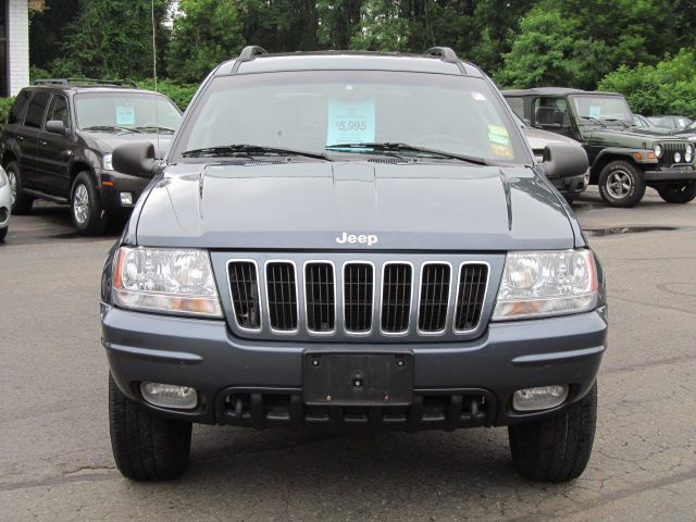 Jeep Grand Cherokee 2002 photo 1