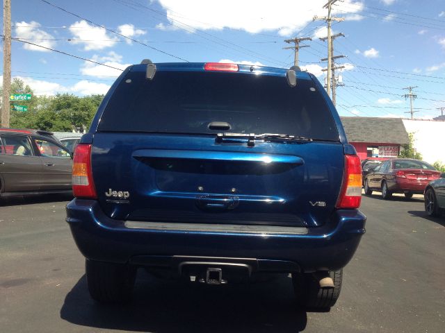 Jeep Grand Cherokee Super SUV