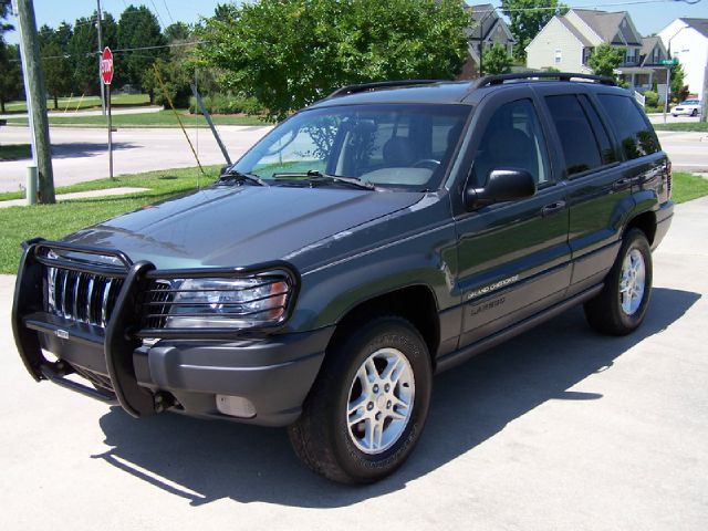 Jeep Grand Cherokee 2002 photo 1