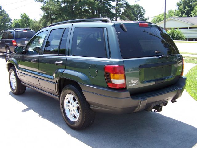 Jeep Grand Cherokee 2002 photo 3