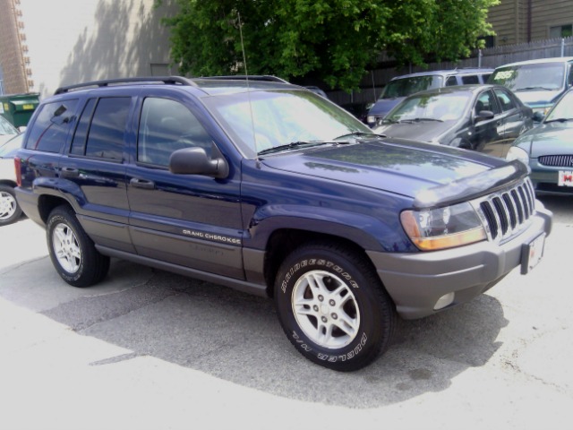 Jeep Grand Cherokee 2002 photo 3