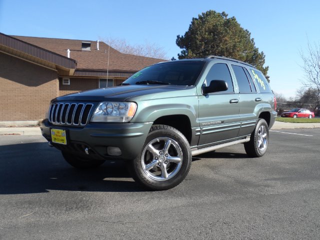 Jeep Grand Cherokee 2002 photo 3