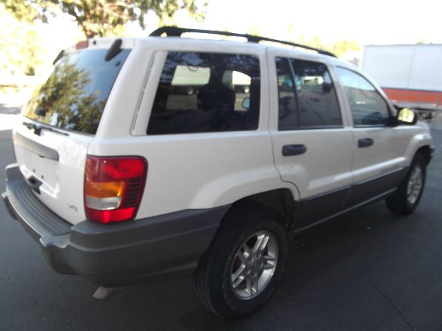 Jeep Grand Cherokee 2002 photo 1