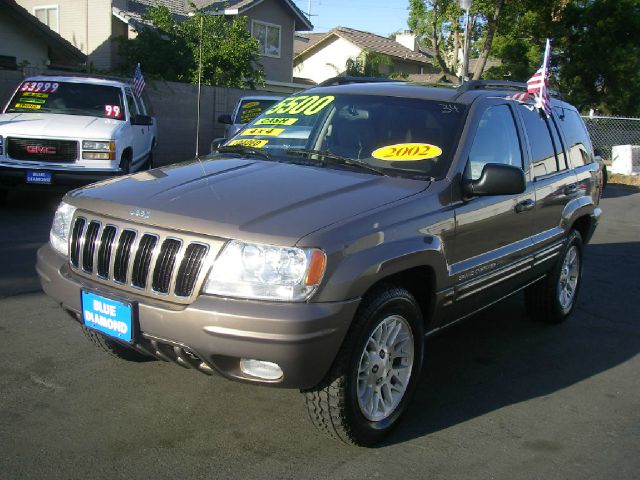 Jeep Grand Cherokee 2002 photo 1