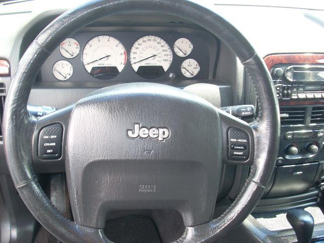 Jeep Grand Cherokee 2002 photo 2