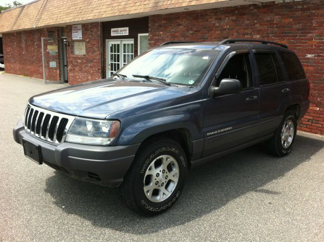 Jeep Grand Cherokee 2002 photo 1