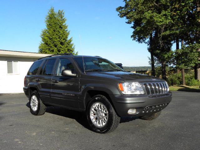 Jeep Grand Cherokee 2002 photo 2