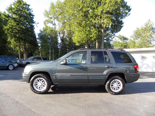 Jeep Grand Cherokee 2002 photo 3