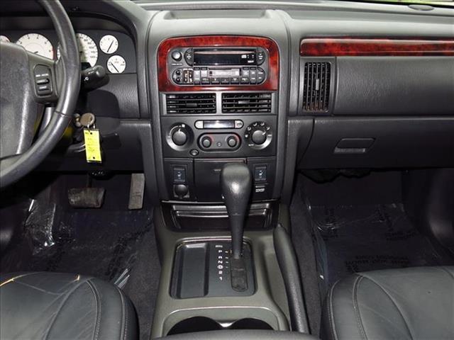 Jeep Grand Cherokee 2002 photo 9