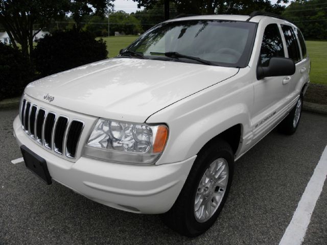 Jeep Grand Cherokee 2002 photo 2