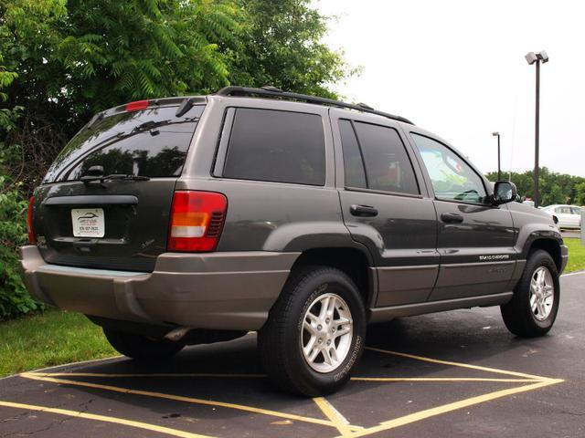 Jeep Grand Cherokee 2002 photo 1