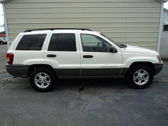 Jeep Grand Cherokee 2002 photo 2