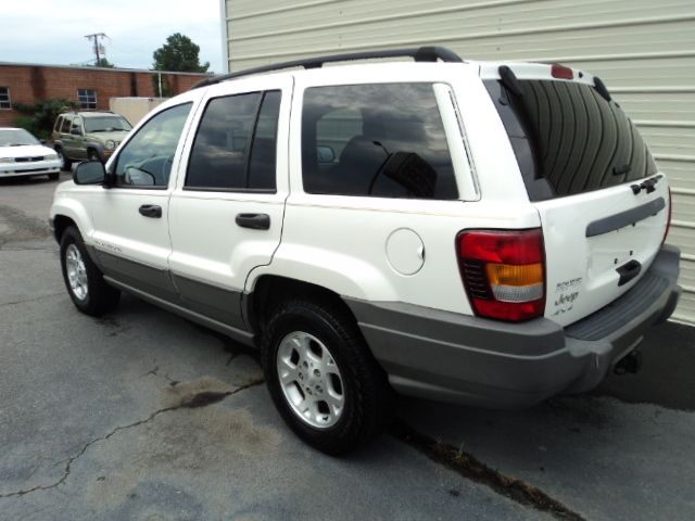 Jeep Grand Cherokee 2002 photo 3