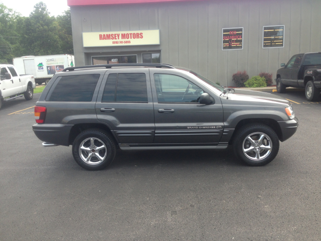 Jeep Grand Cherokee 2002 photo 3