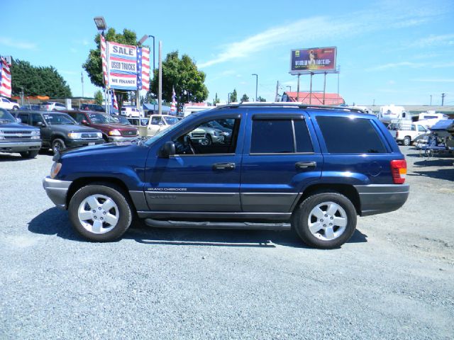 Jeep Grand Cherokee 2002 photo 1