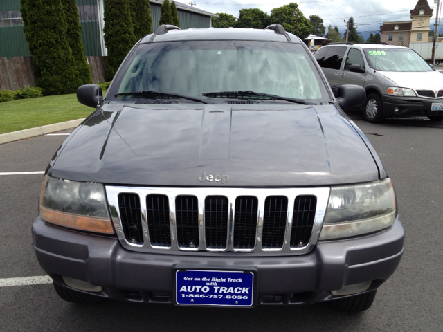 Jeep Grand Cherokee 2002 photo 2