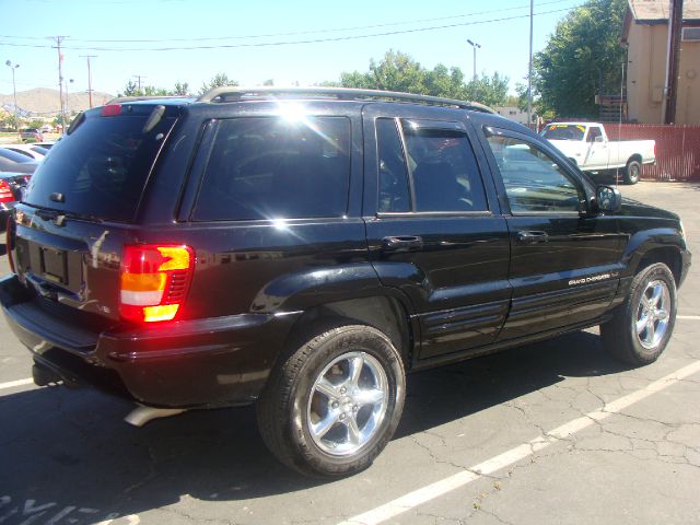 Jeep Grand Cherokee Super SUV