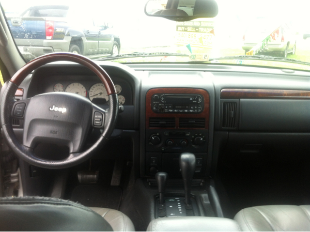 Jeep Grand Cherokee 2002 photo 3