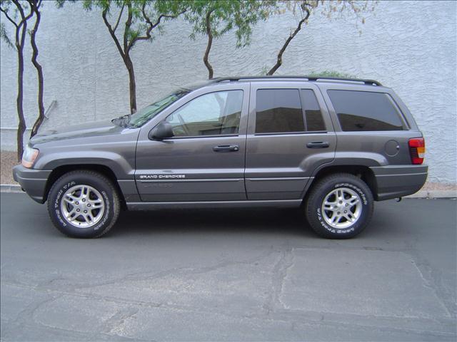 Jeep Grand Cherokee LOW Miles NICE 4door Sedan Sport Utility