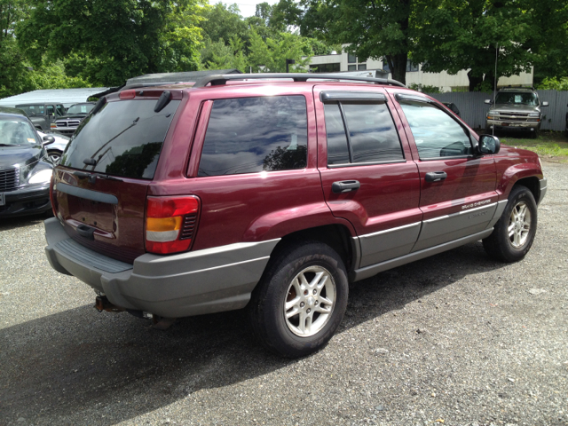 Jeep Grand Cherokee 2002 photo 3