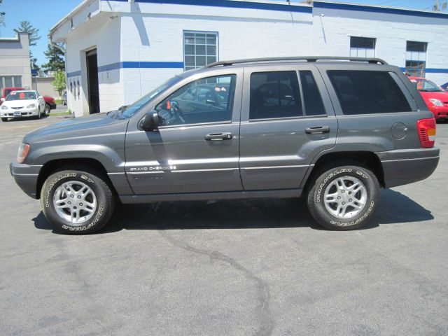 Jeep Grand Cherokee 2002 photo 2