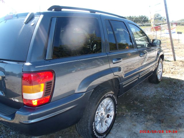 Jeep Grand Cherokee 2002 photo 3