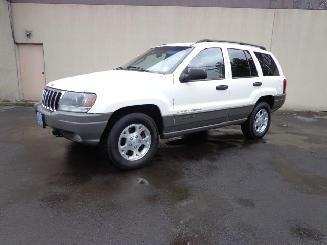 Jeep Grand Cherokee 2002 photo 2