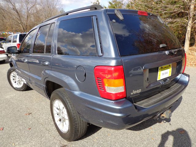 Jeep Grand Cherokee 2002 photo 1