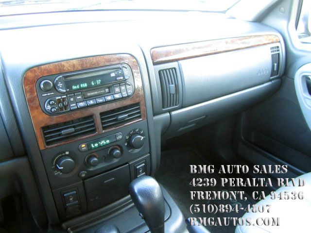 Jeep Grand Cherokee 2002 photo 13