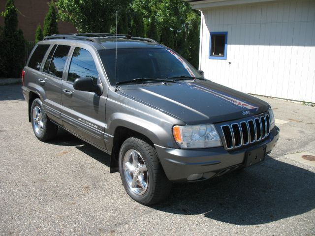 Jeep Grand Cherokee 2002 photo 3