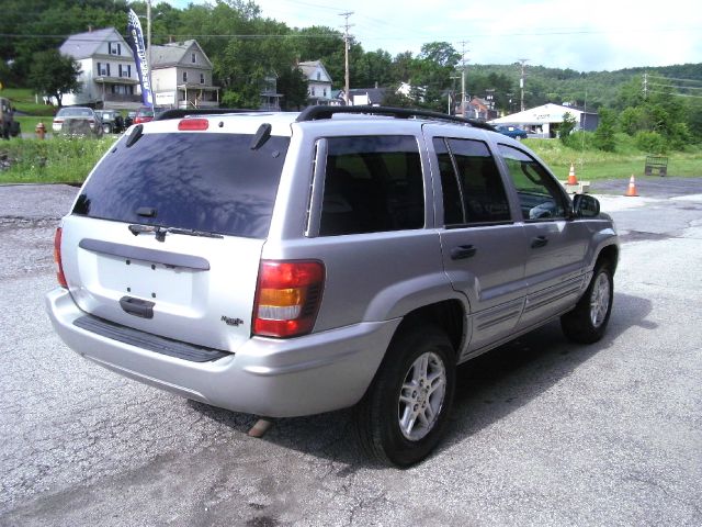 Jeep Grand Cherokee 2002 photo 1