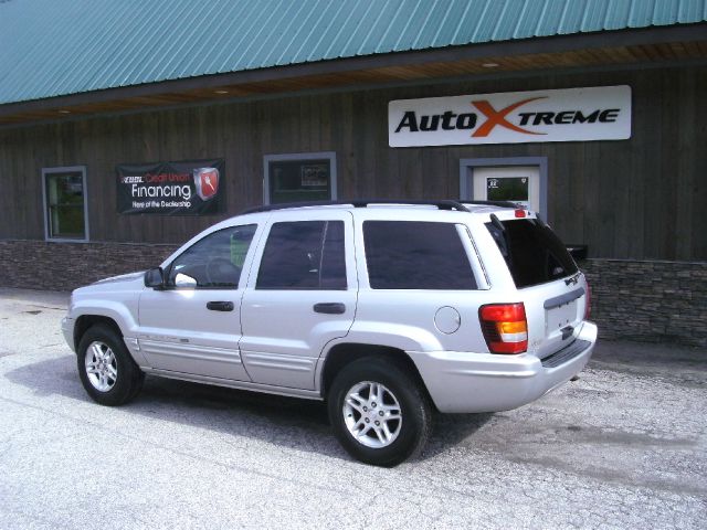 Jeep Grand Cherokee 2002 photo 4