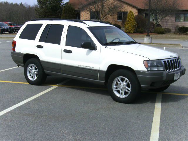 Jeep Grand Cherokee 2002 photo 2