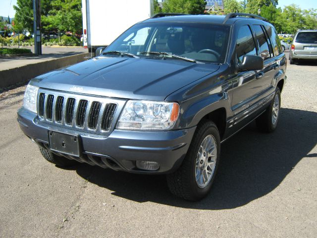 Jeep Grand Cherokee 2002 photo 1