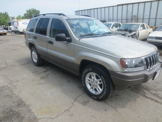 Jeep Grand Cherokee 2003 photo 2