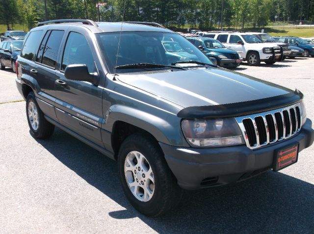 Jeep Grand Cherokee 2003 photo 2