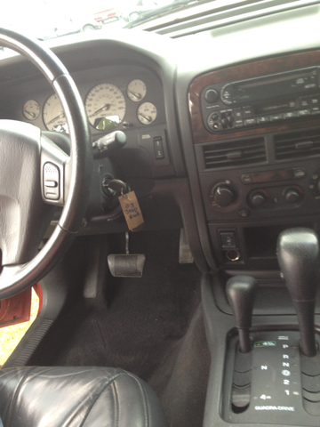 Jeep Grand Cherokee 2003 photo 1