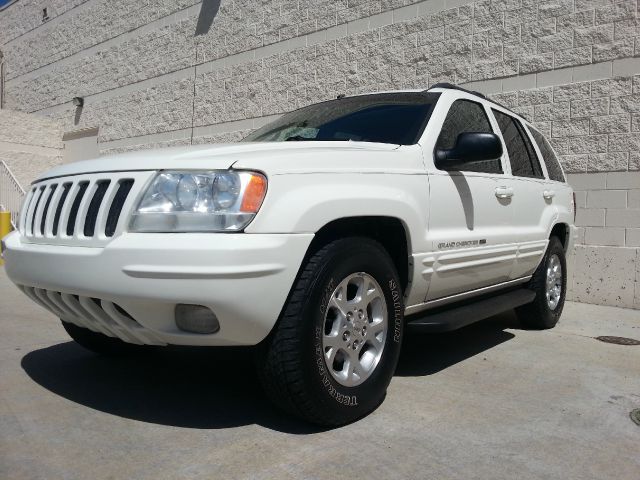 Jeep Grand Cherokee 2003 photo 1