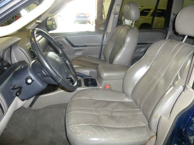 Jeep Grand Cherokee Base W/nav.sys SUV