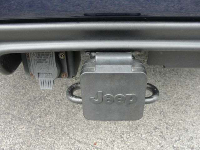 Jeep Grand Cherokee 2003 photo 11