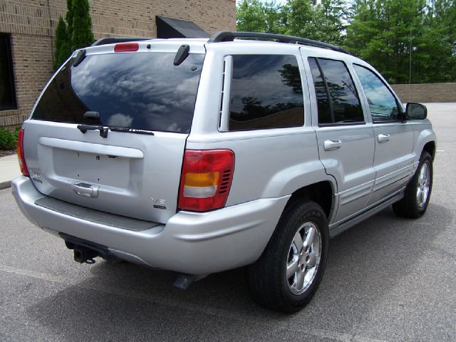 Jeep Grand Cherokee 2003 photo 2