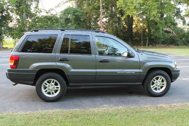 Jeep Grand Cherokee 2003 photo 3