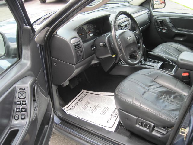 Jeep Grand Cherokee 2003 photo 3