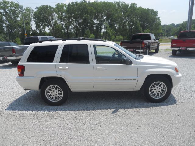 Jeep Grand Cherokee 2003 photo 3