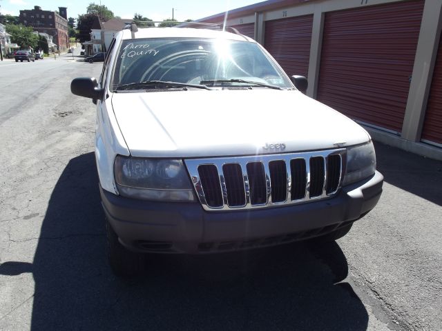 Jeep Grand Cherokee 2003 photo 2