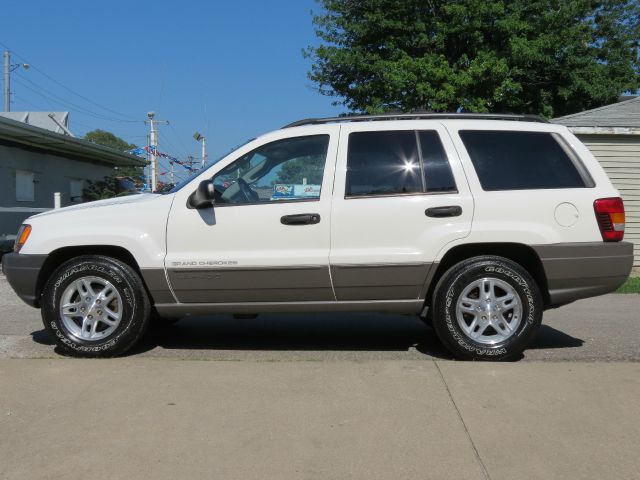 Jeep Grand Cherokee 2003 photo 1